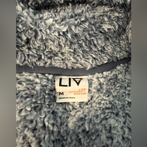 Fuzzy Pullover Front pocket Quarter zip adjustable neck sz M - Picture 10 of 13